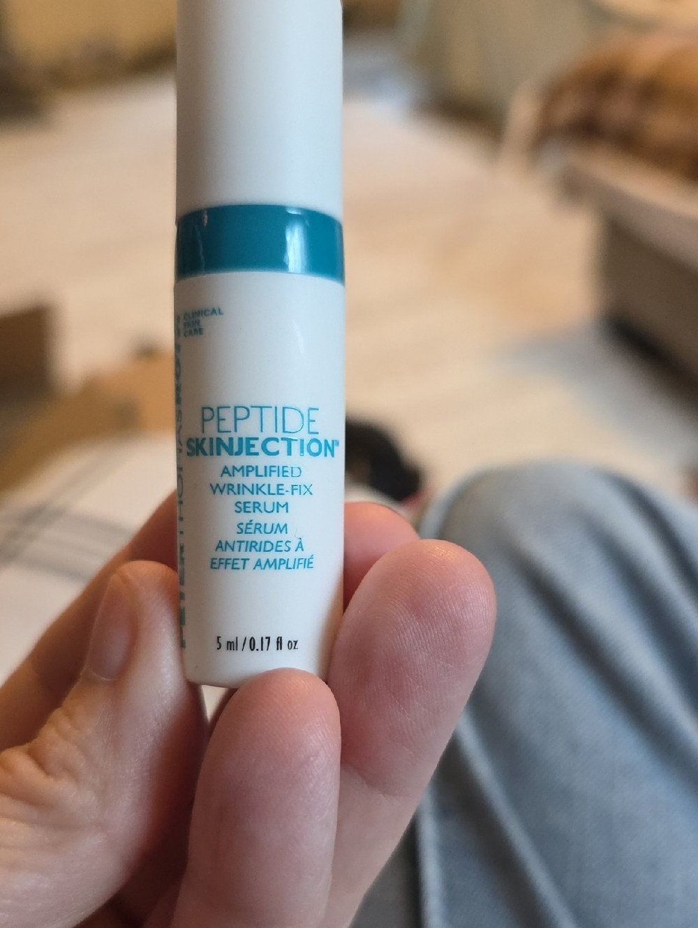 Amplified Wrinkle-Fix Serum - White/Teal